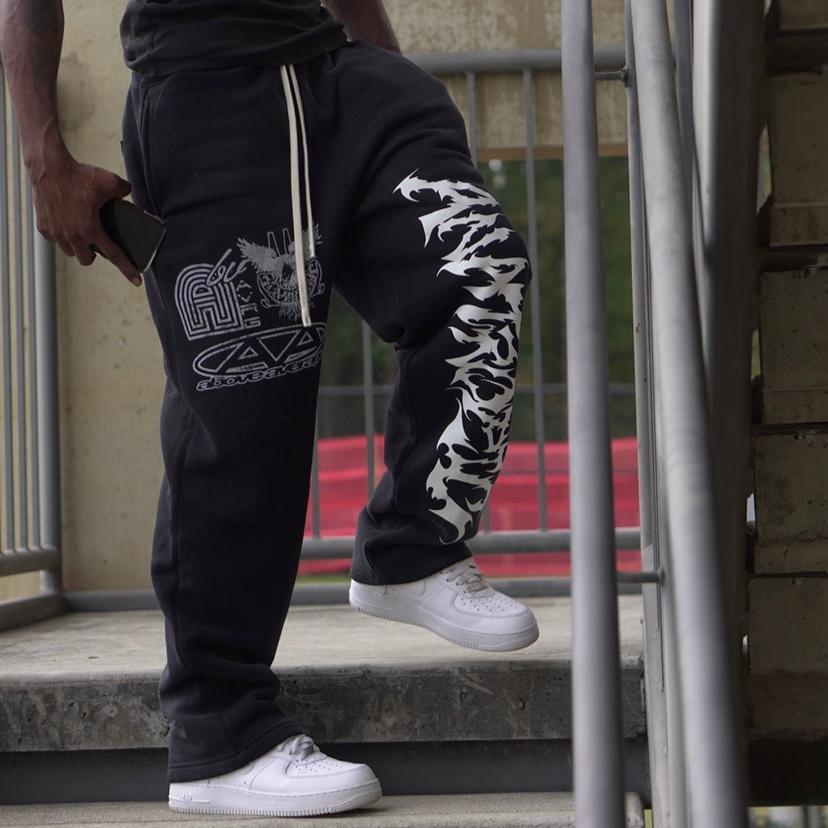 Obsidian Smoke Above Average Sweats